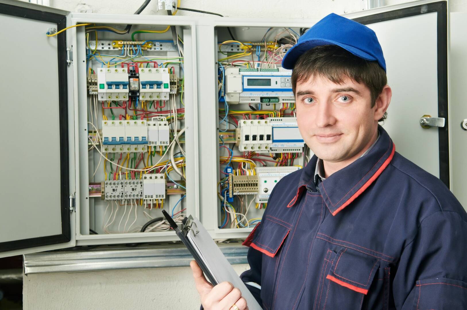 Moon Services Inc